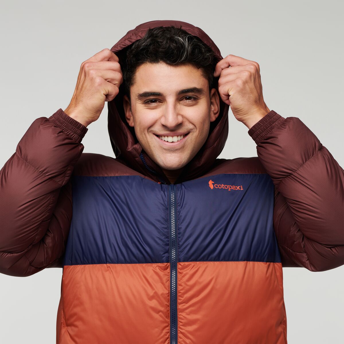 Solazo Down Hooded Jacket - Men's — image 6