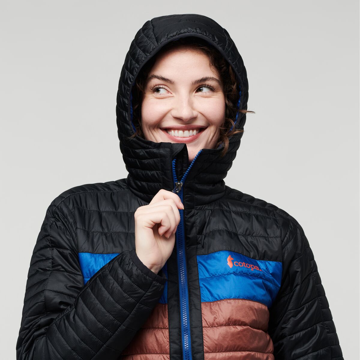 Capa Insulated Hooded Jacket - Women's — image 12