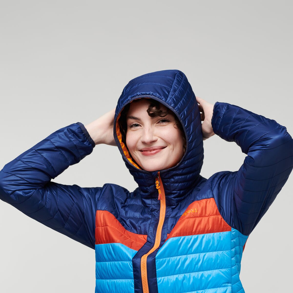Capa Insulated Hooded Jacket - Women's — image 5