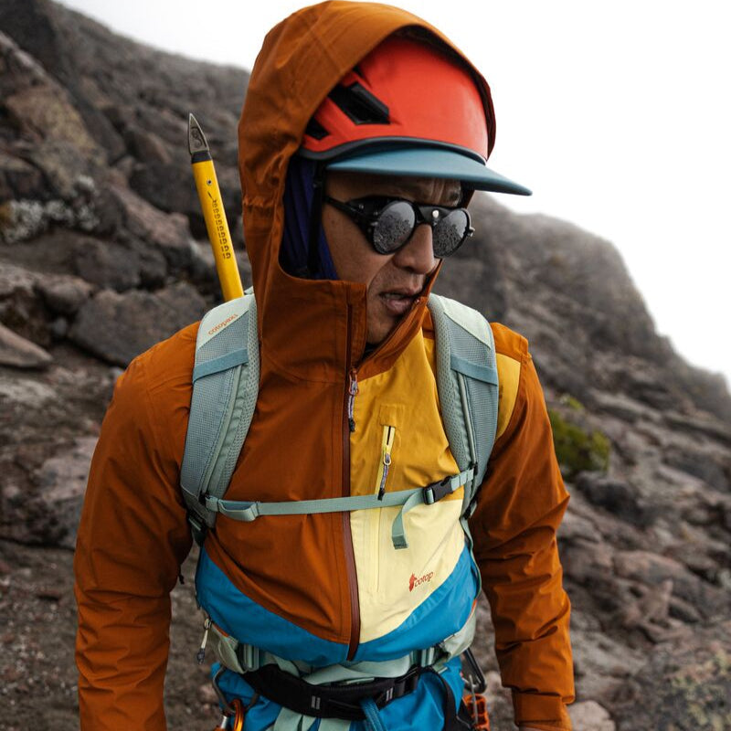 Impermeo 3L Hooded Shell Jacket - Men's — image 41
