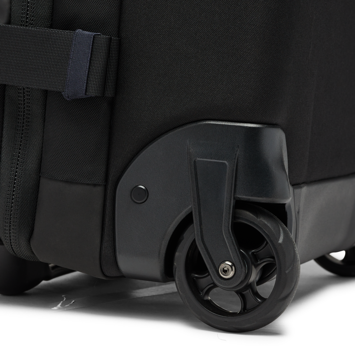 Allpa 38L Roller Bag — image 14