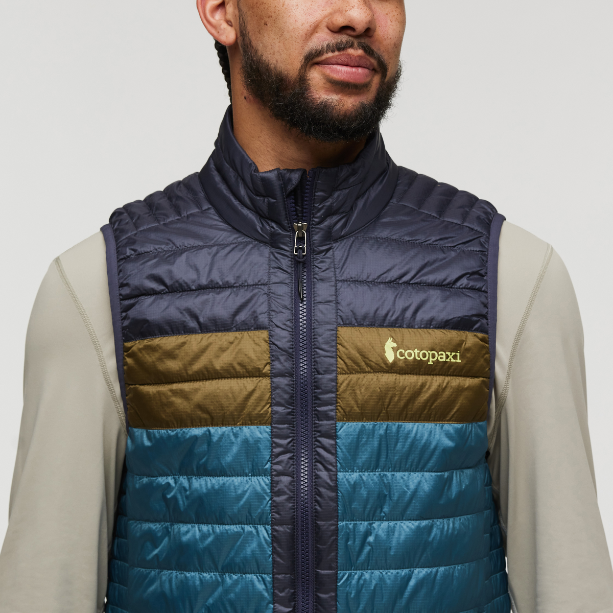 Capa Insulated Vest - Men's — image 17