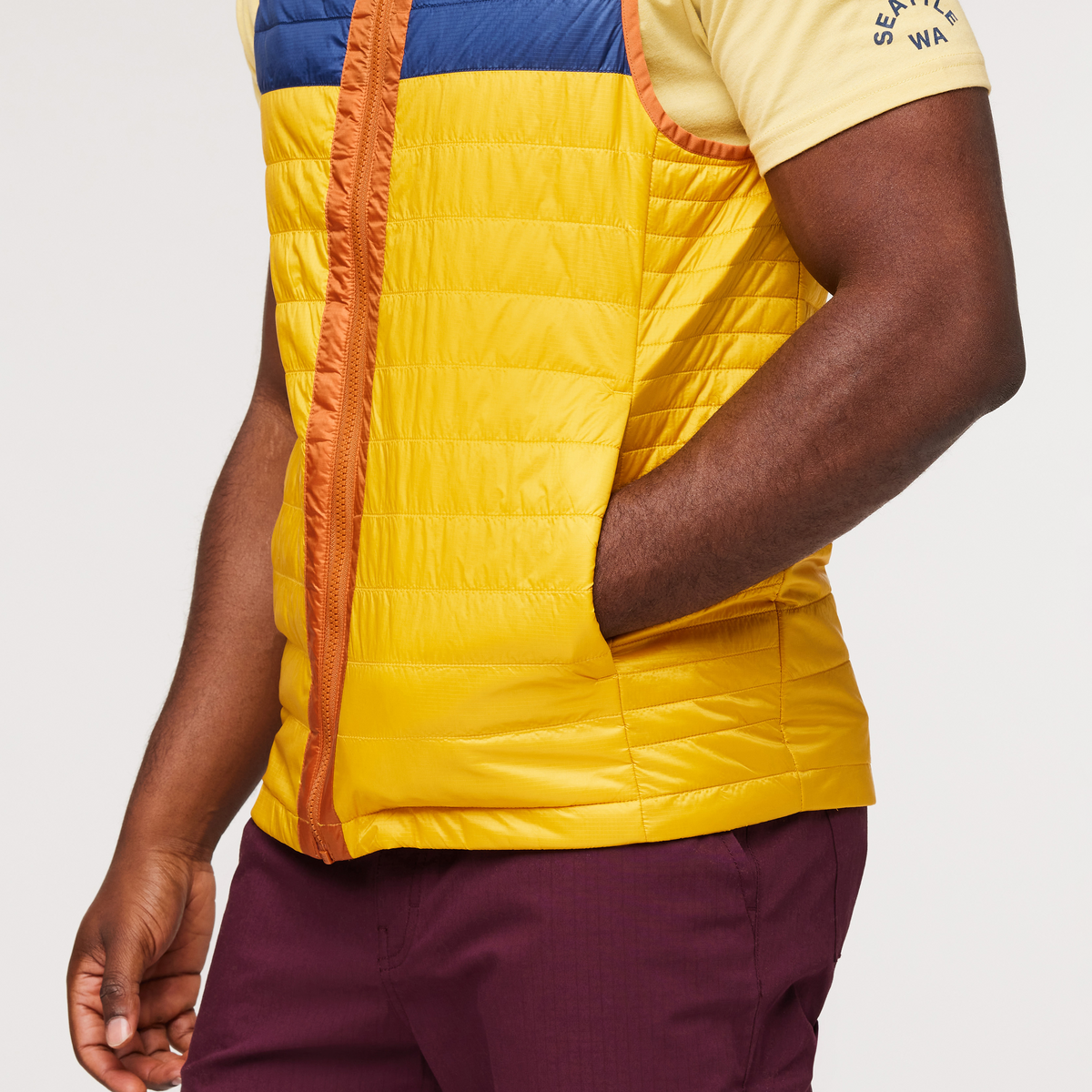 Capa Insulated Vest - Men's — image 11