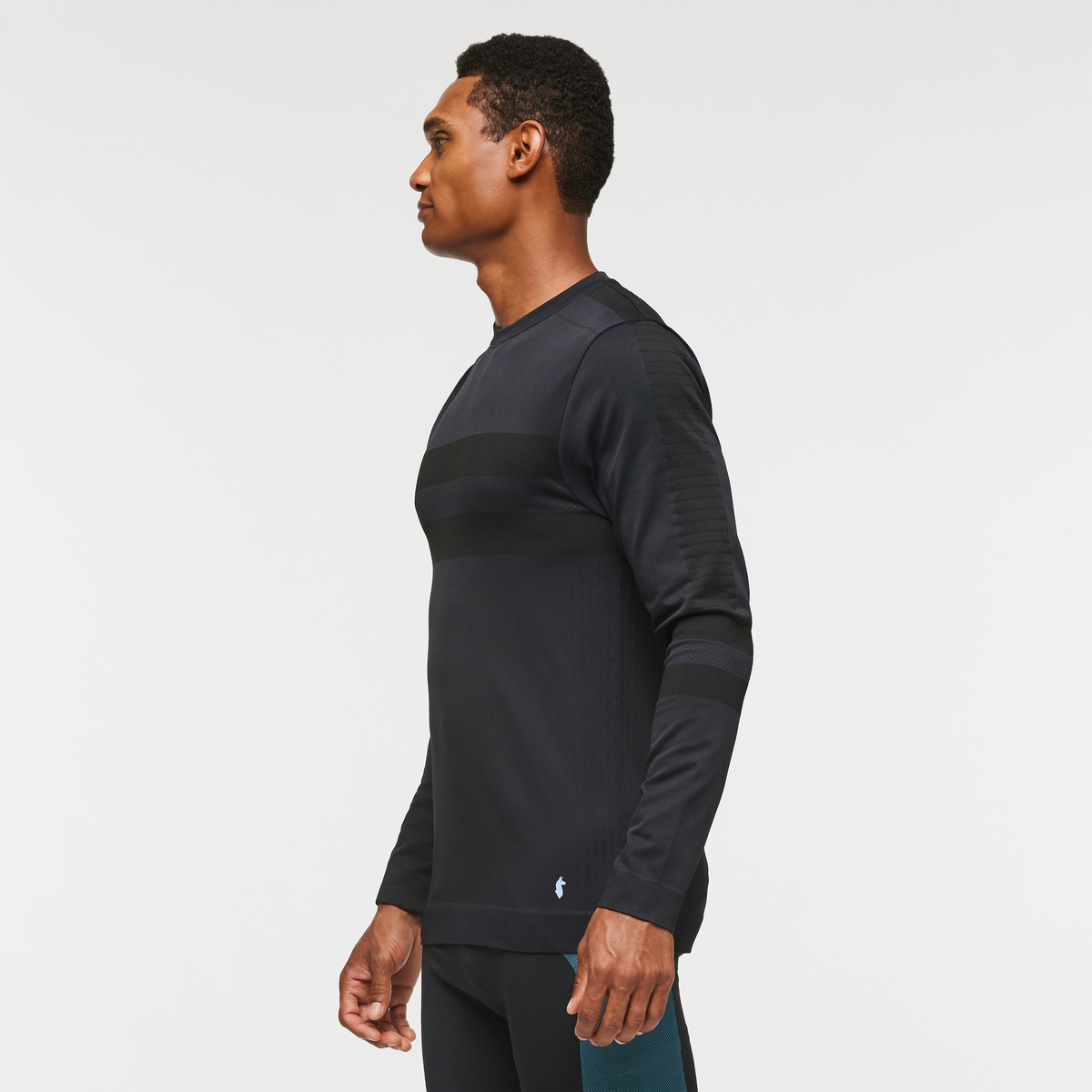 Debajo Seamless Baselayer Crew - Men's — image 3