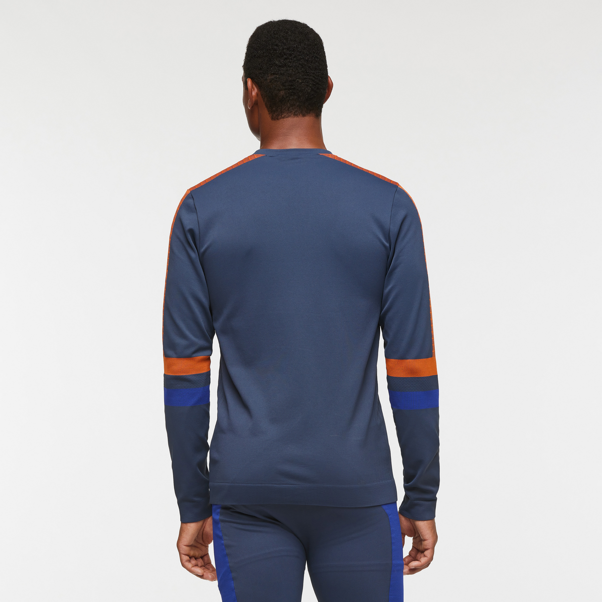 Debajo Seamless Baselayer Crew - Men's — image 4