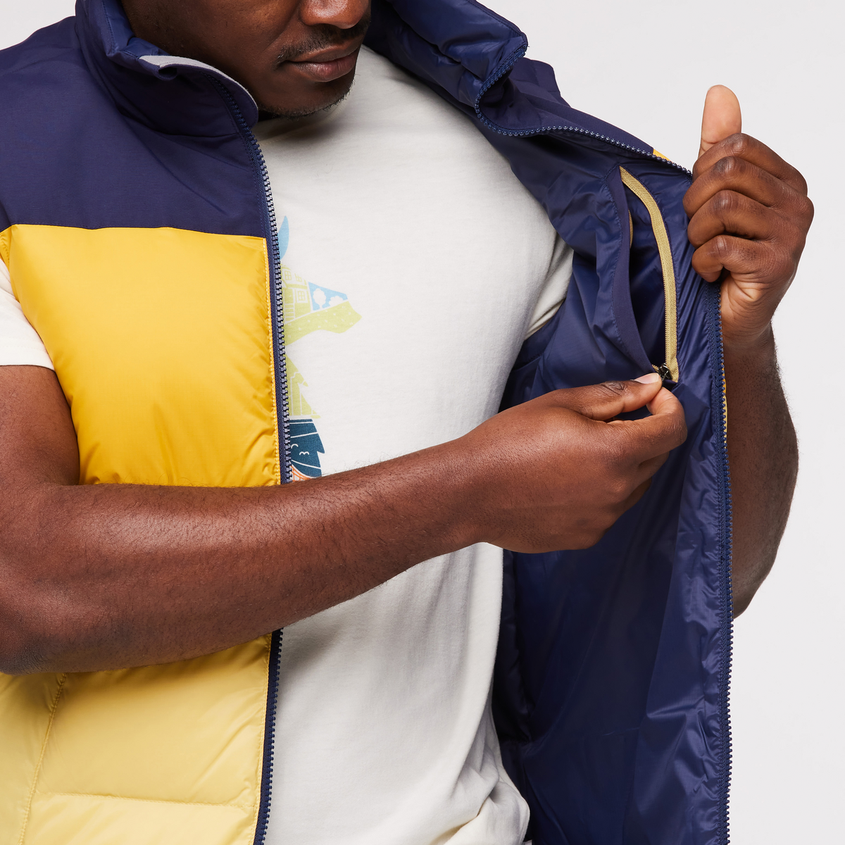 Solazo Down Vest - Men's — image 5