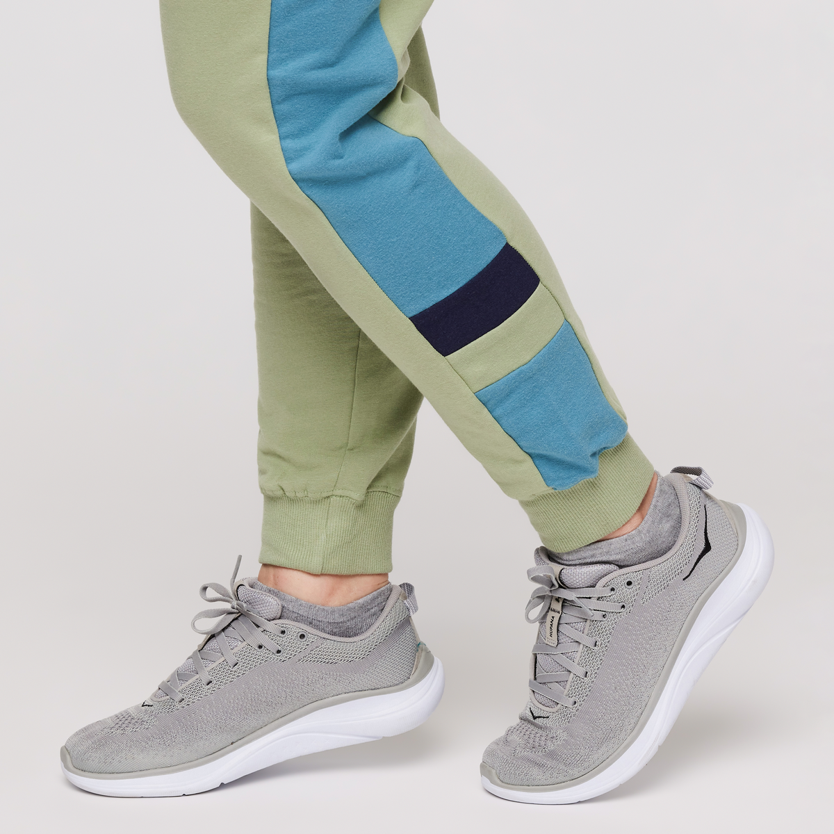 Bandera Jogger - Women's — image 7