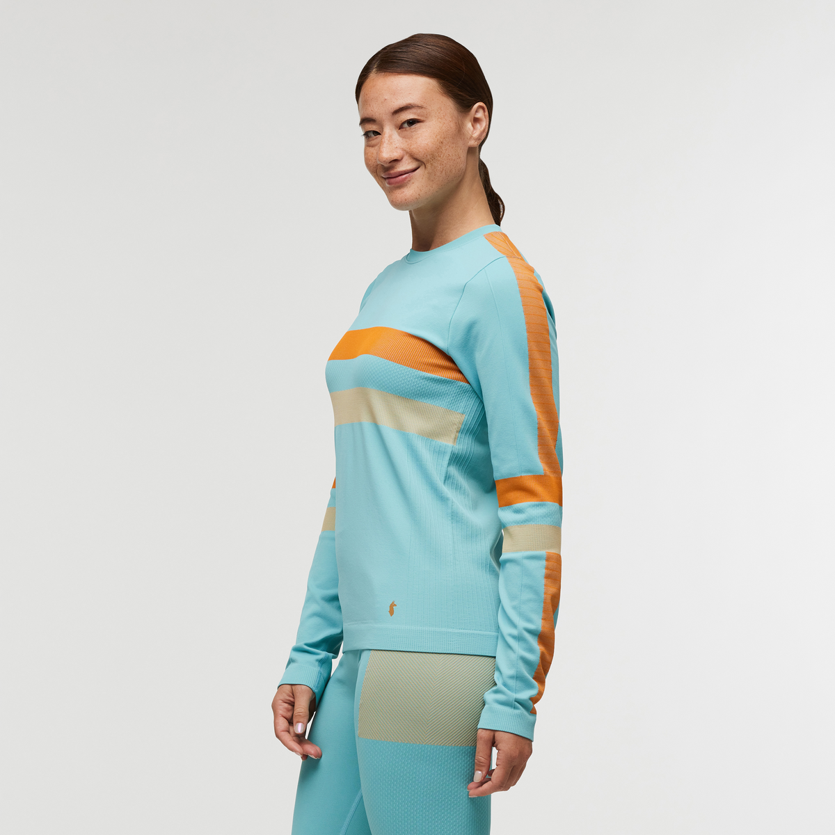 Debajo Seamless Baselayer Crew - Women's — image 8