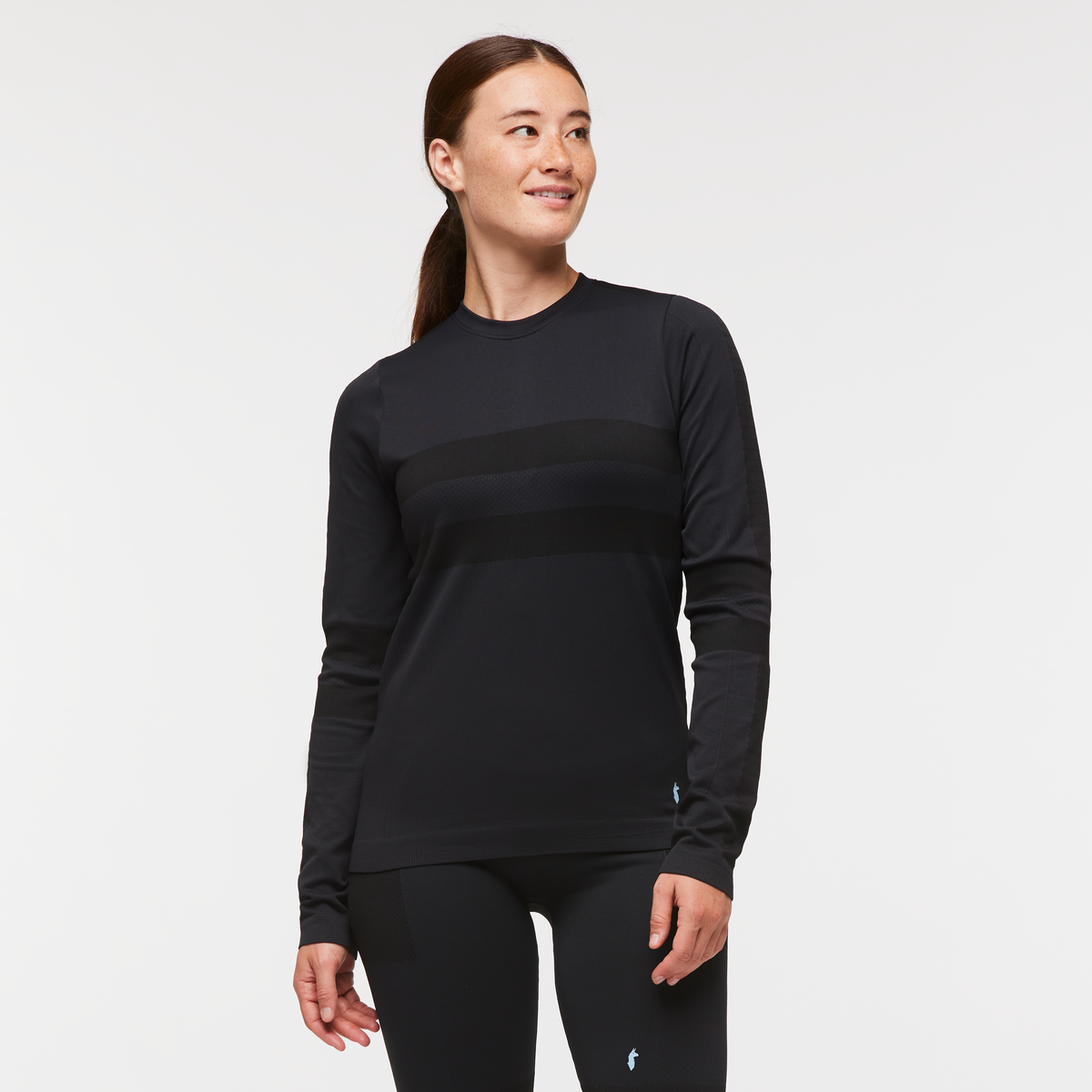 Debajo Seamless Baselayer Crew - Women's — image 1