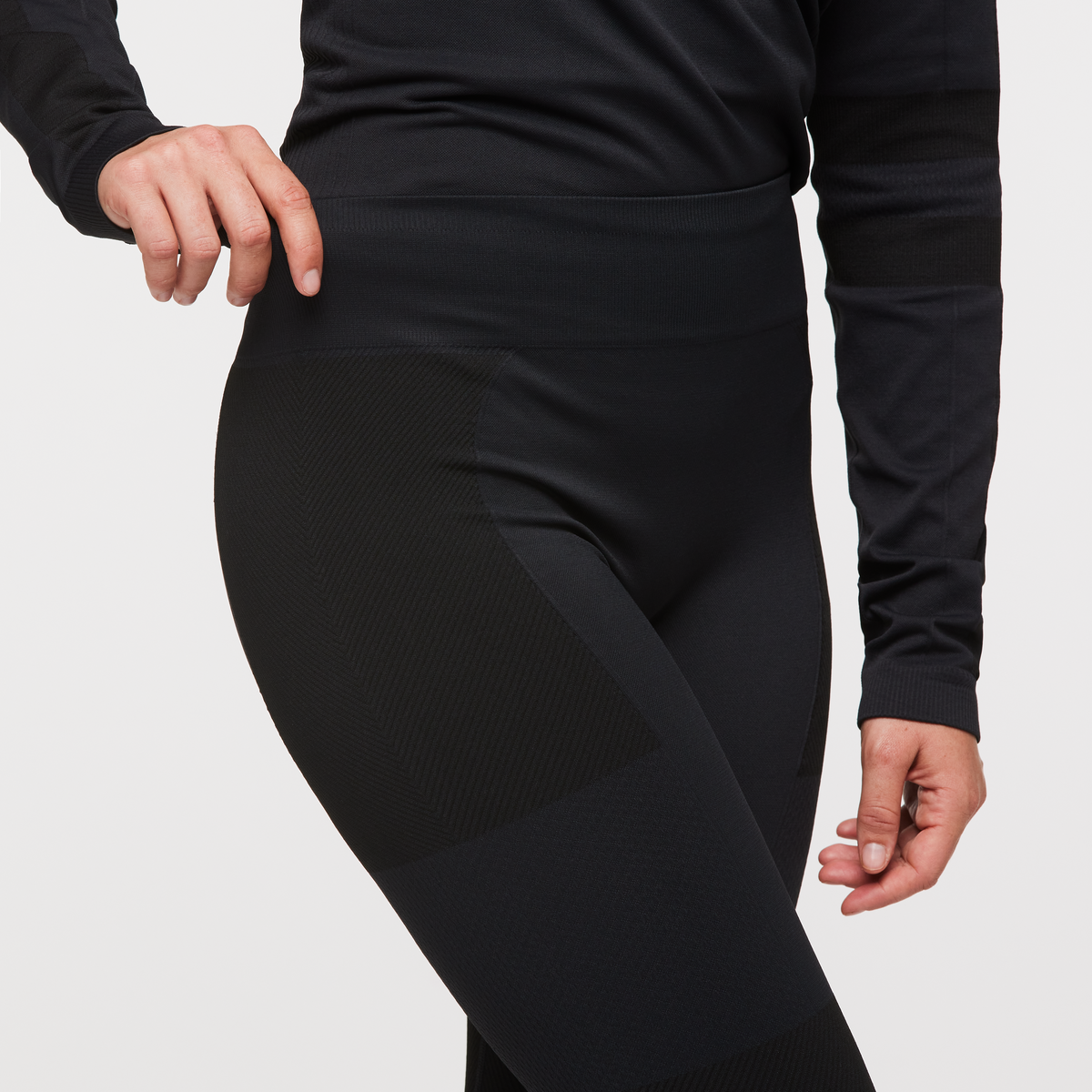Debajo Seamless Baselayer Tight - Women's — image 5
