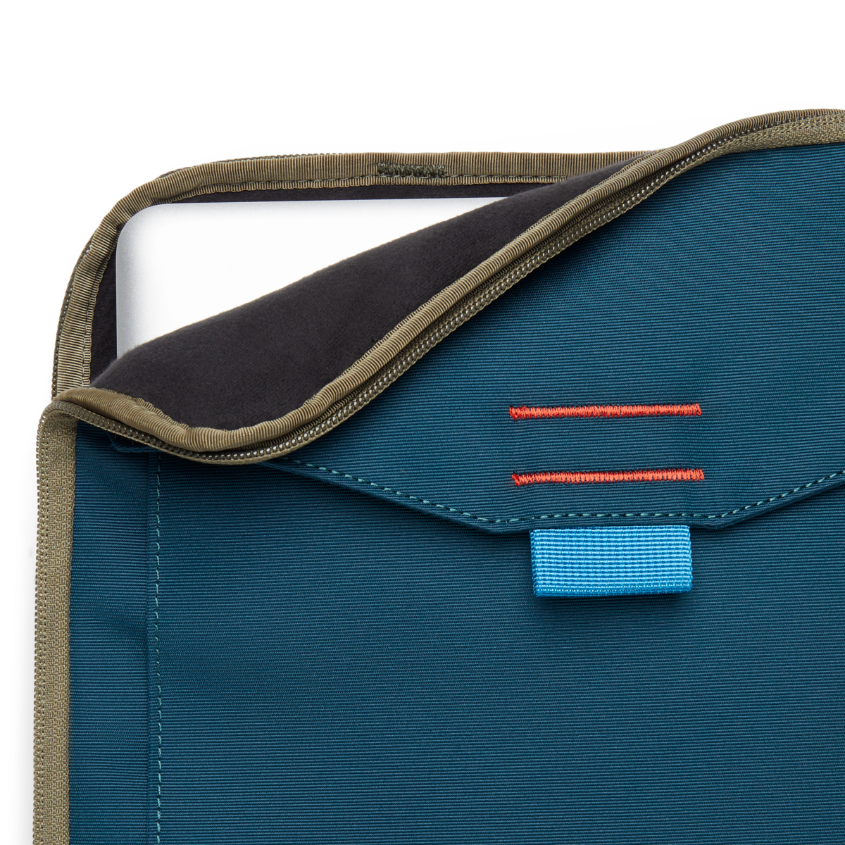 14" Laptop Sleeve - Cada Día — image 2
