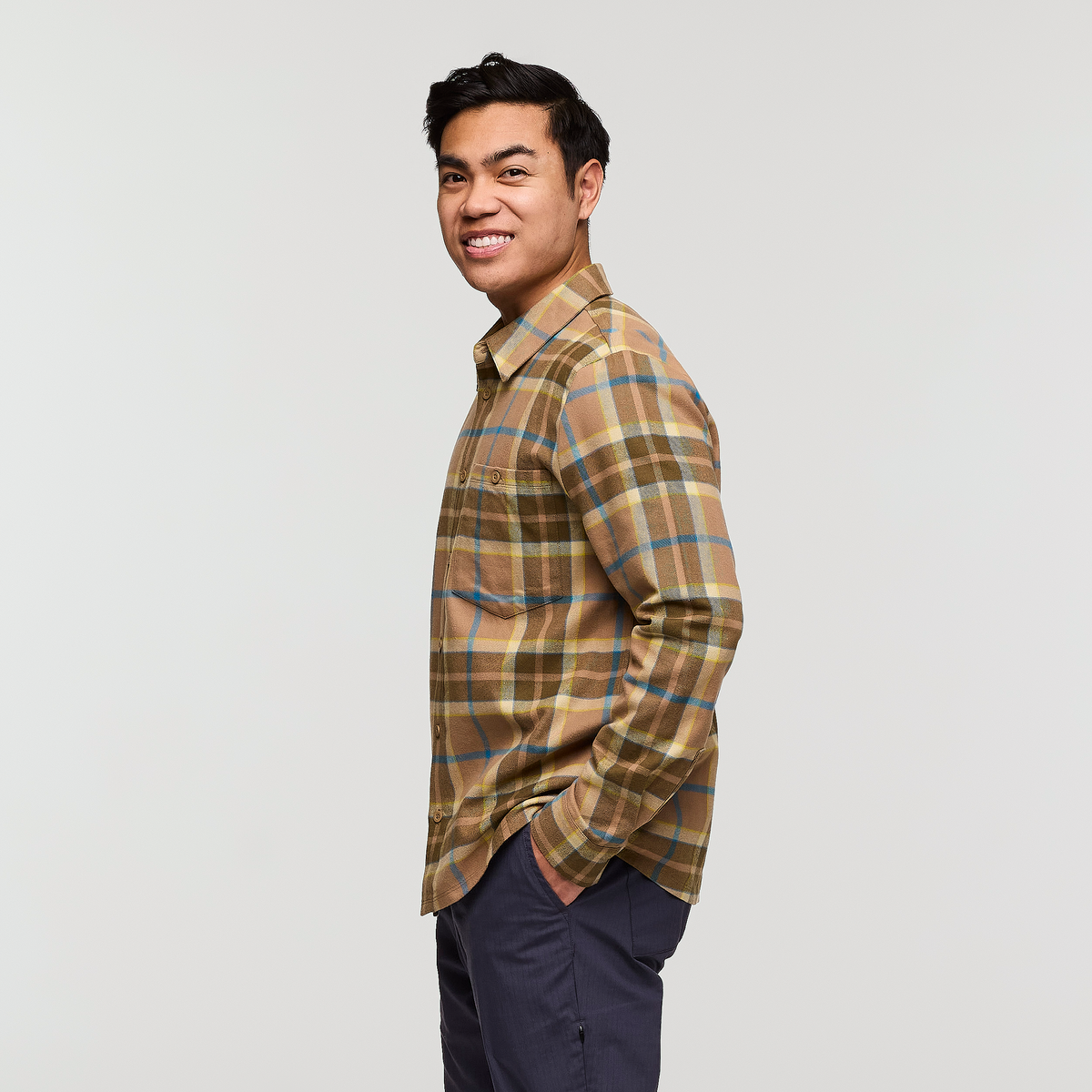 Quedo Flannel Shirt - Men's — image 19