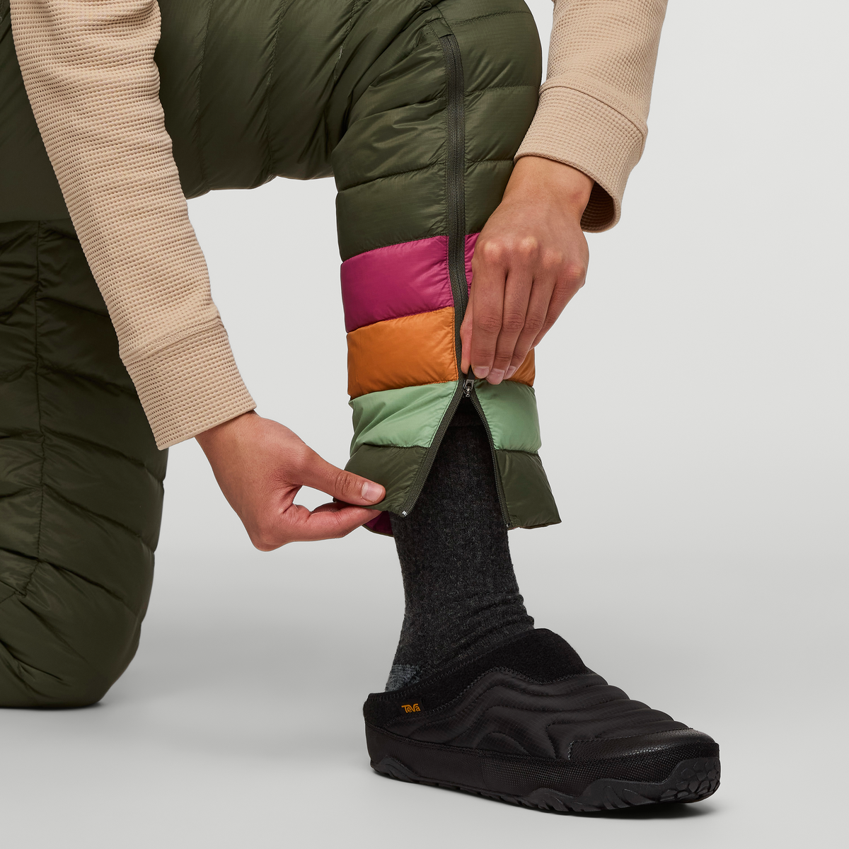 Fuego Down Pant - Women's — image 40