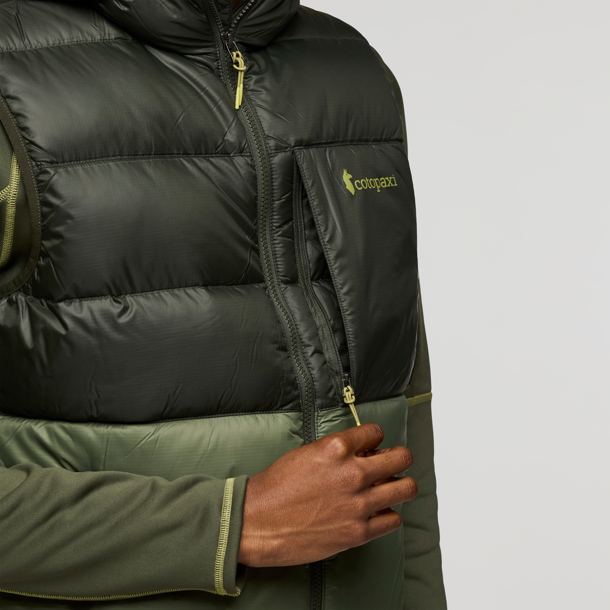 Fuego Max Down Vest - Men's — image 16