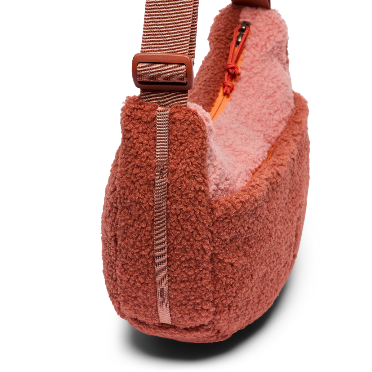 High Pile Fleece 6L Crescent Bag — image 9