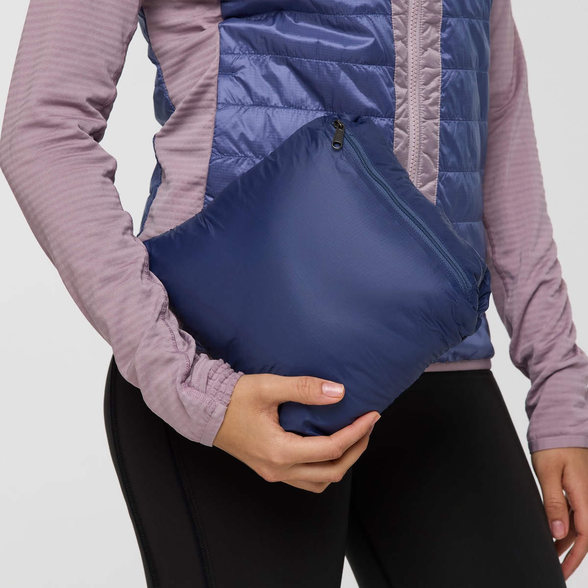 Fuego Max Down Hooded Jacket - Women's — image 5