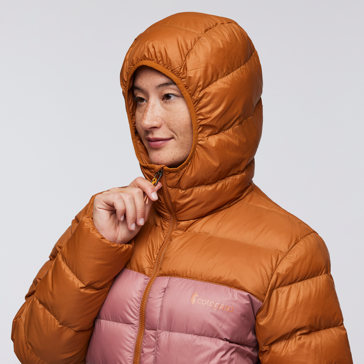 Fuego Max Down Hooded Jacket - Women's — image 11