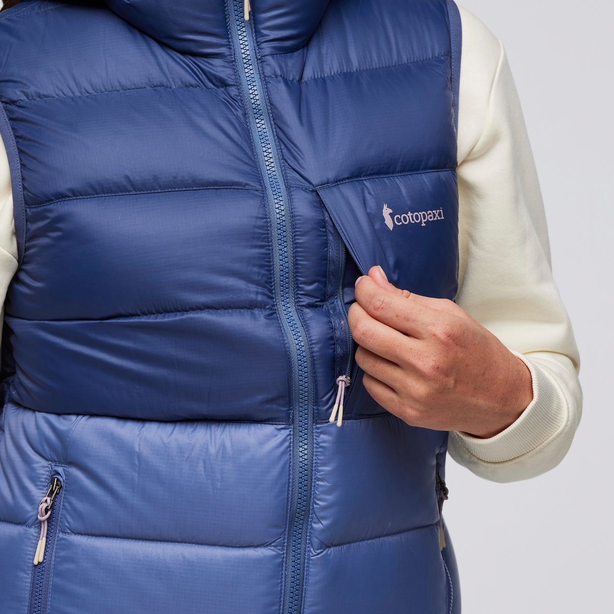 Fuego Max Down Vest - Women's — image 16