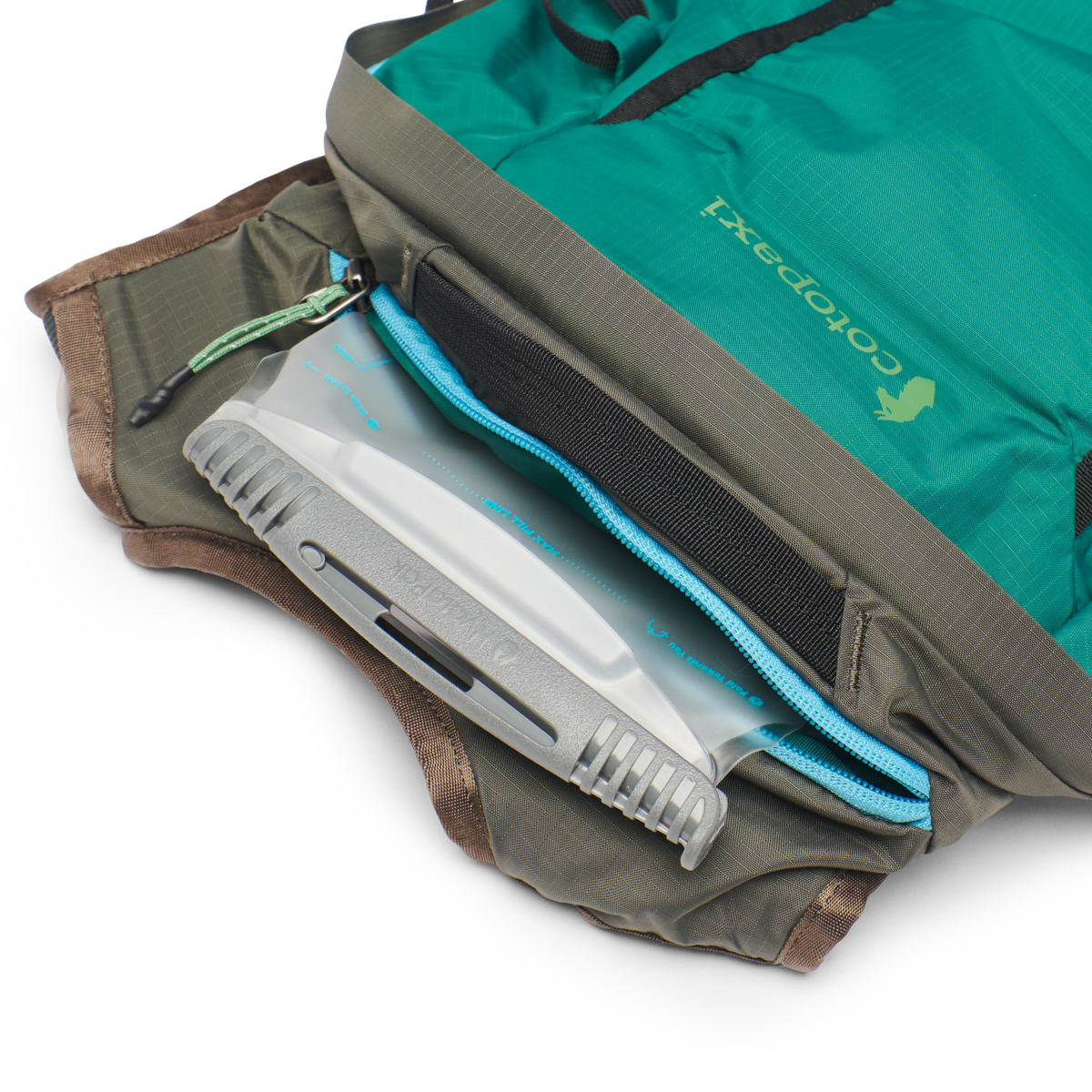 Lagos 15L Hiking Hydration Pack — image 13