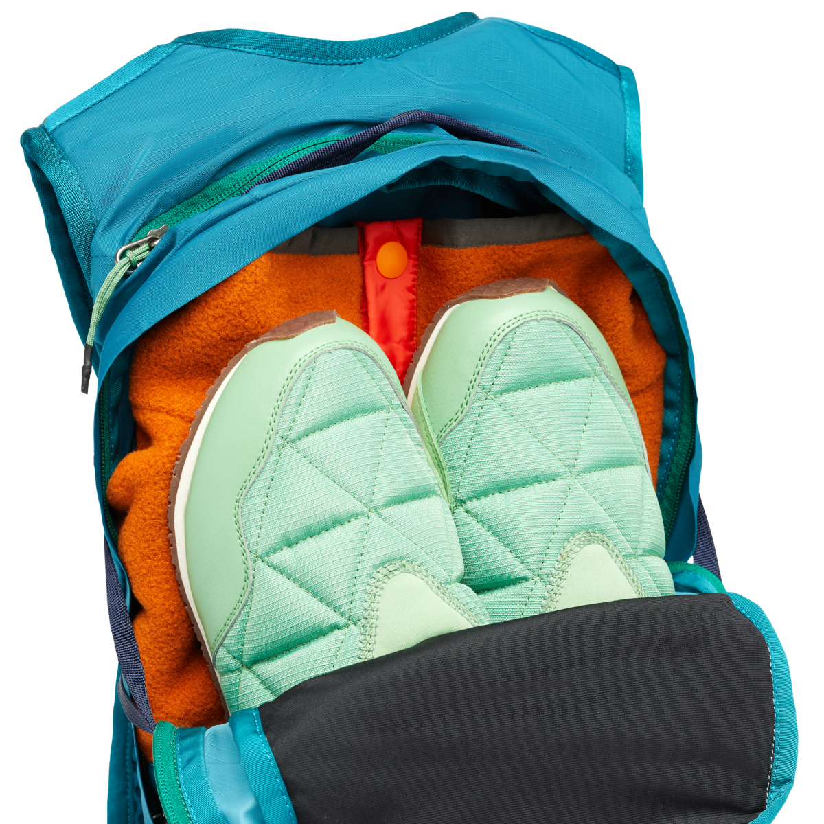 Lagos 15L Hiking Hydration Pack — image 3