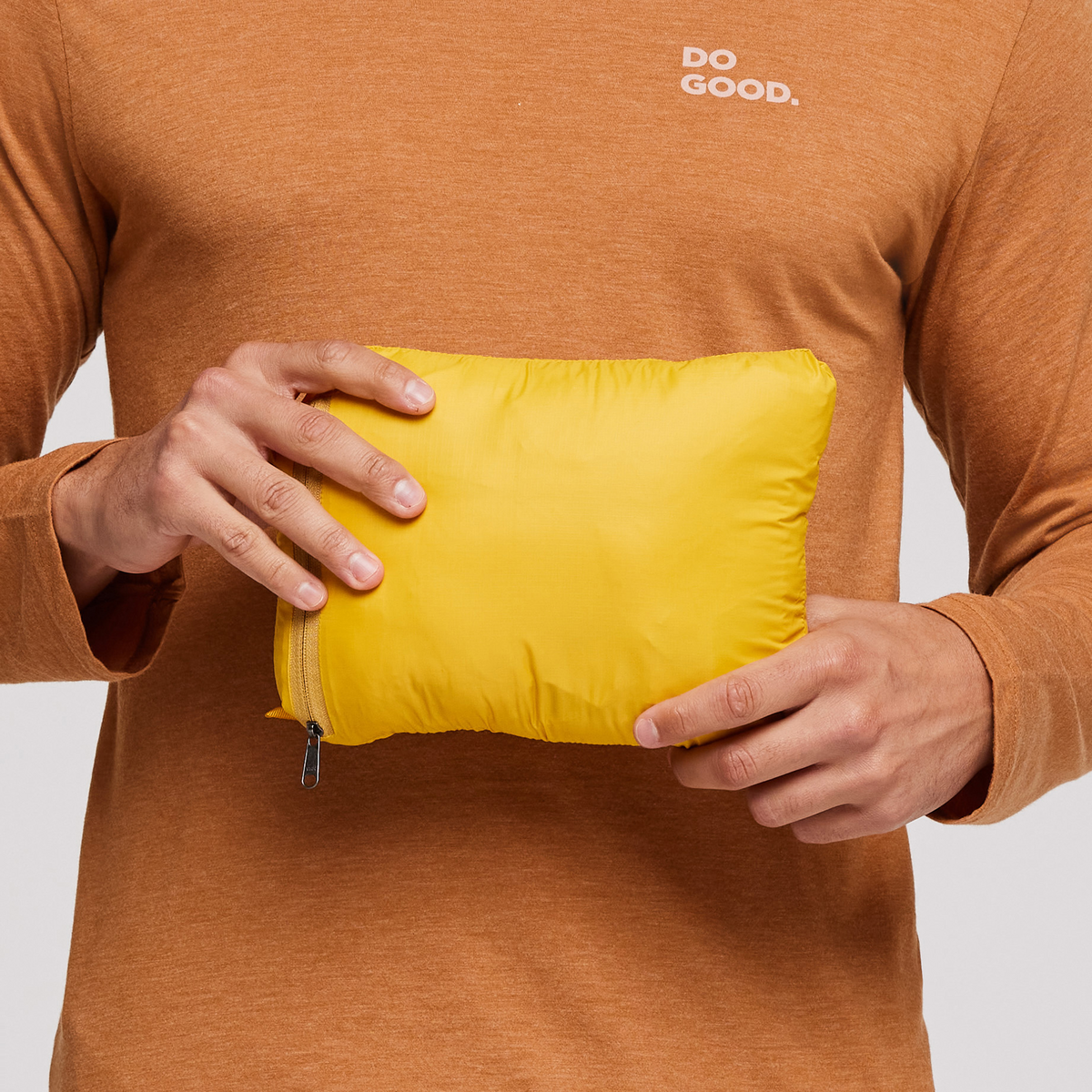 Fuego Down Vest - Men's — image 13