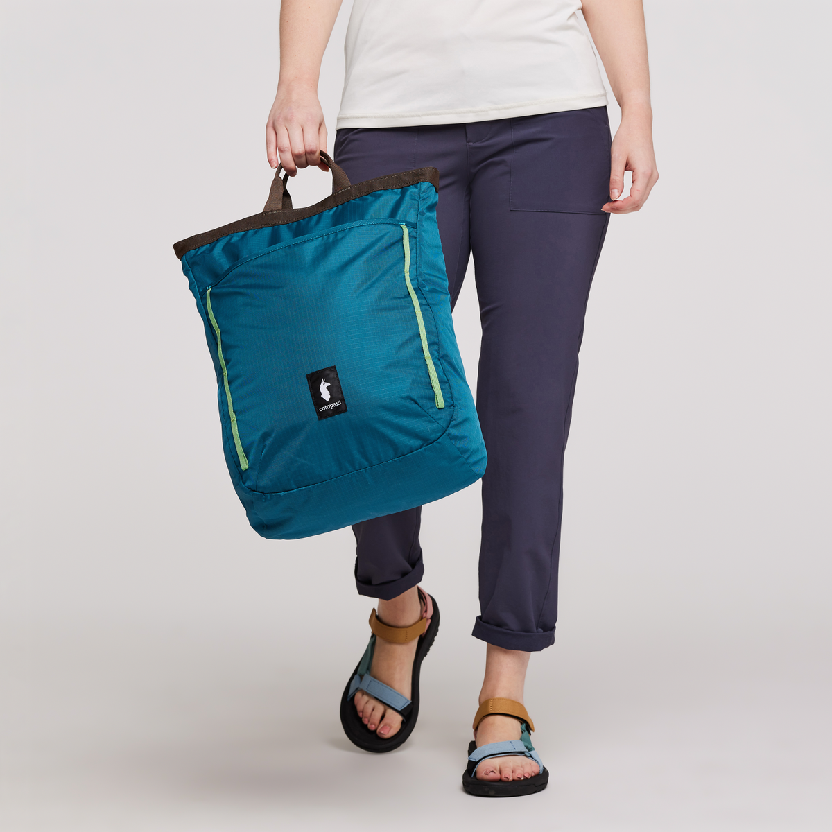 Todo 16L Convertible Tote - Cada Día — image 18