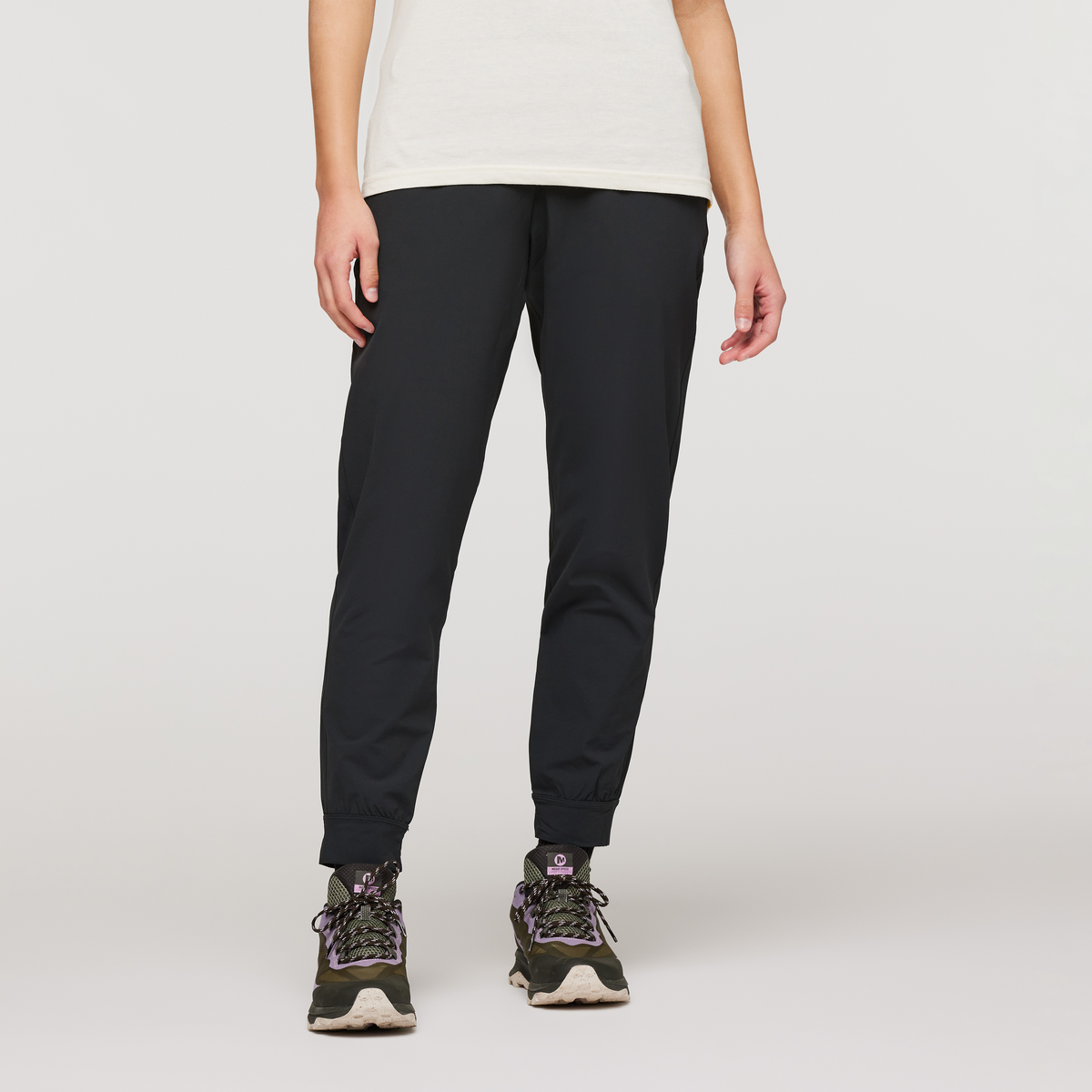 Veza Adventure Jogger - Women's — image 1
