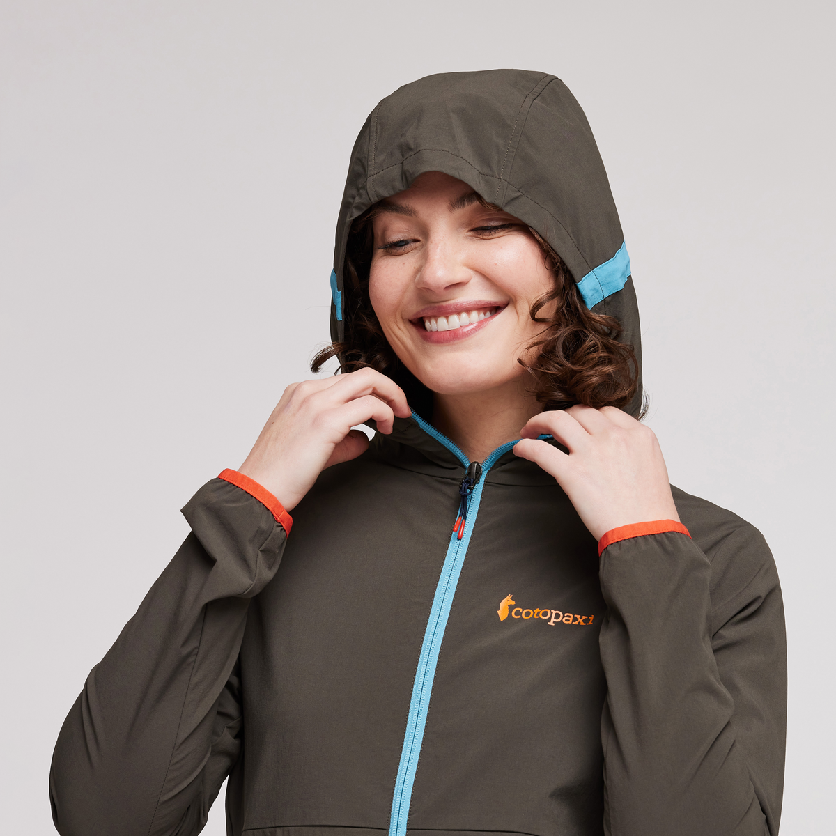 Vuelta Performance Windbreaker Jacket - Women's — image 12