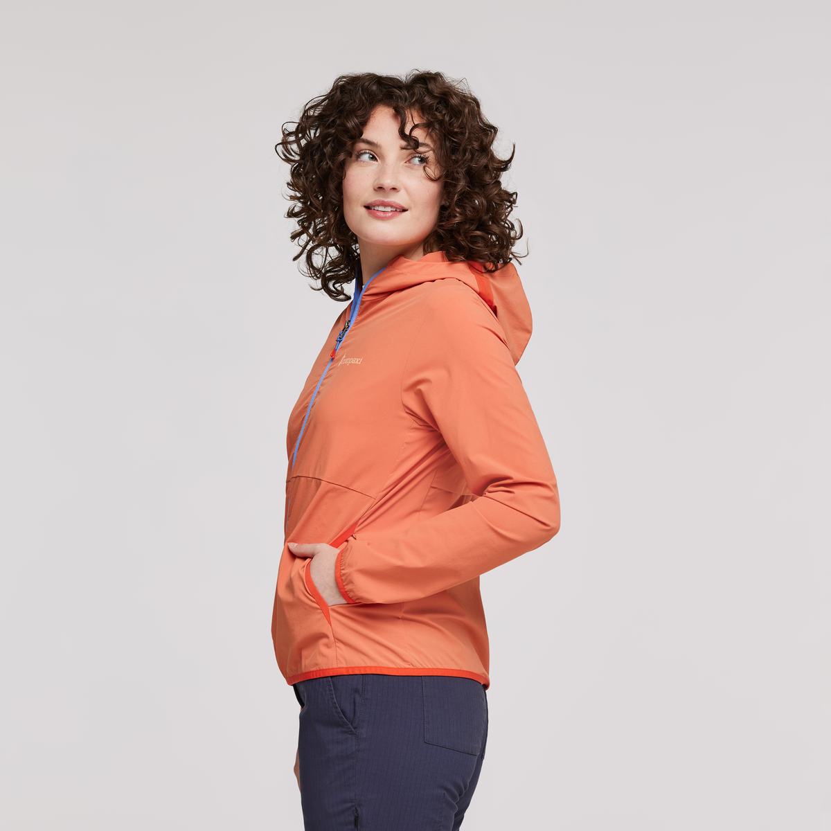 Vuelta Performance Windbreaker Jacket - Women's — image 17