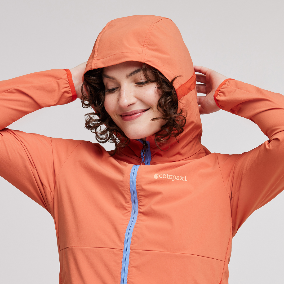 Vuelta Performance Windbreaker Jacket - Women's — image 19