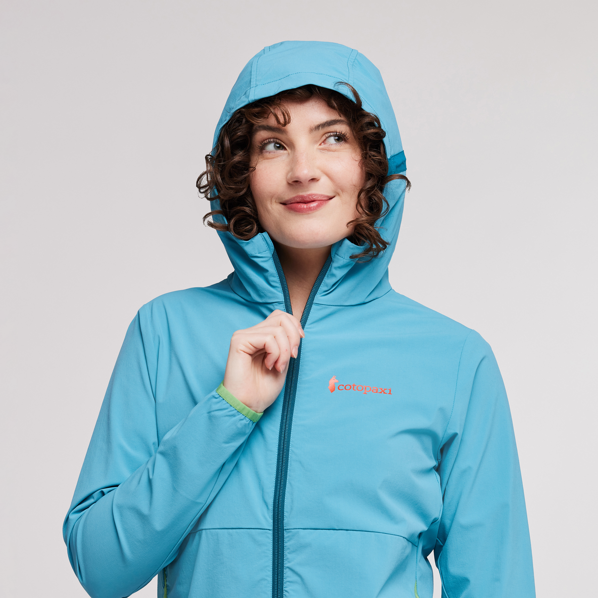 Vuelta Performance Windbreaker Jacket - Women's — image 26