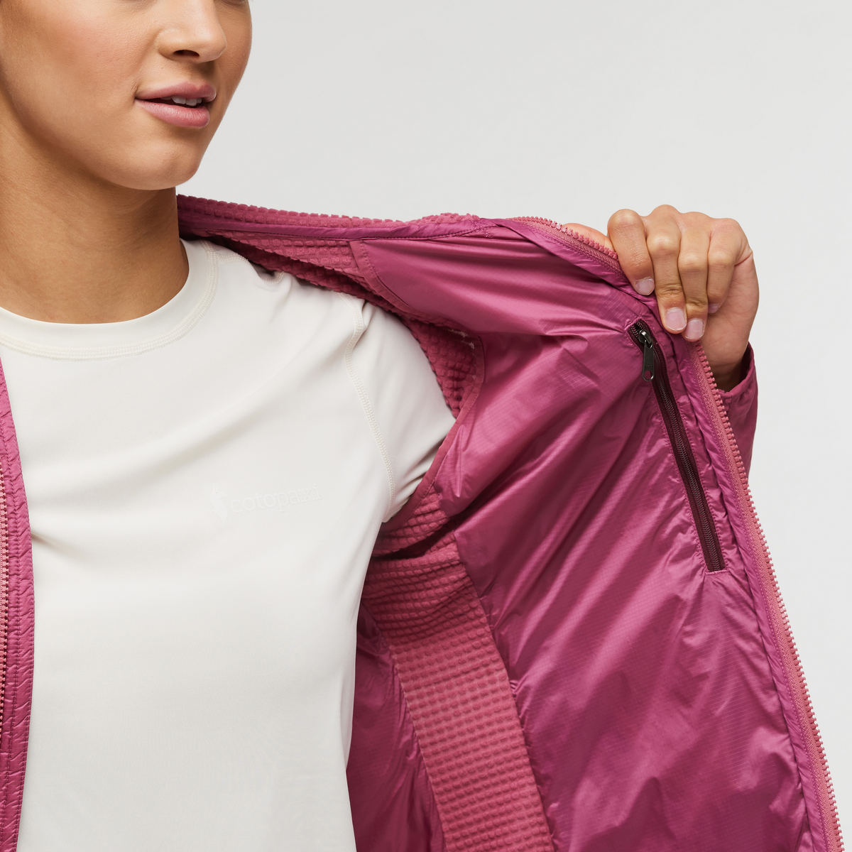 Capa Hybrid Insulated Hooded Jacket - Women's — image 8