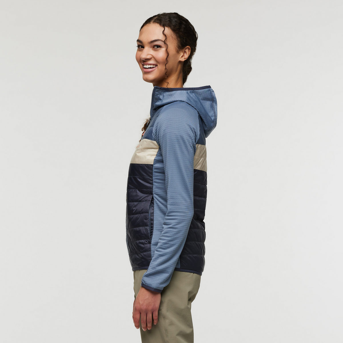 Capa Hybrid Insulated Hooded Jacket - Women's — image 13