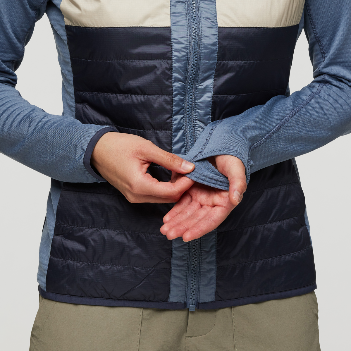 Capa Hybrid Insulated Hooded Jacket - Women's — image 17