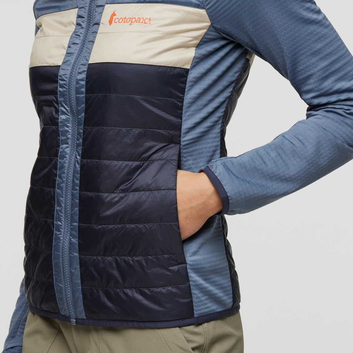 Capa Hybrid Insulated Hooded Jacket - Women's — image 16