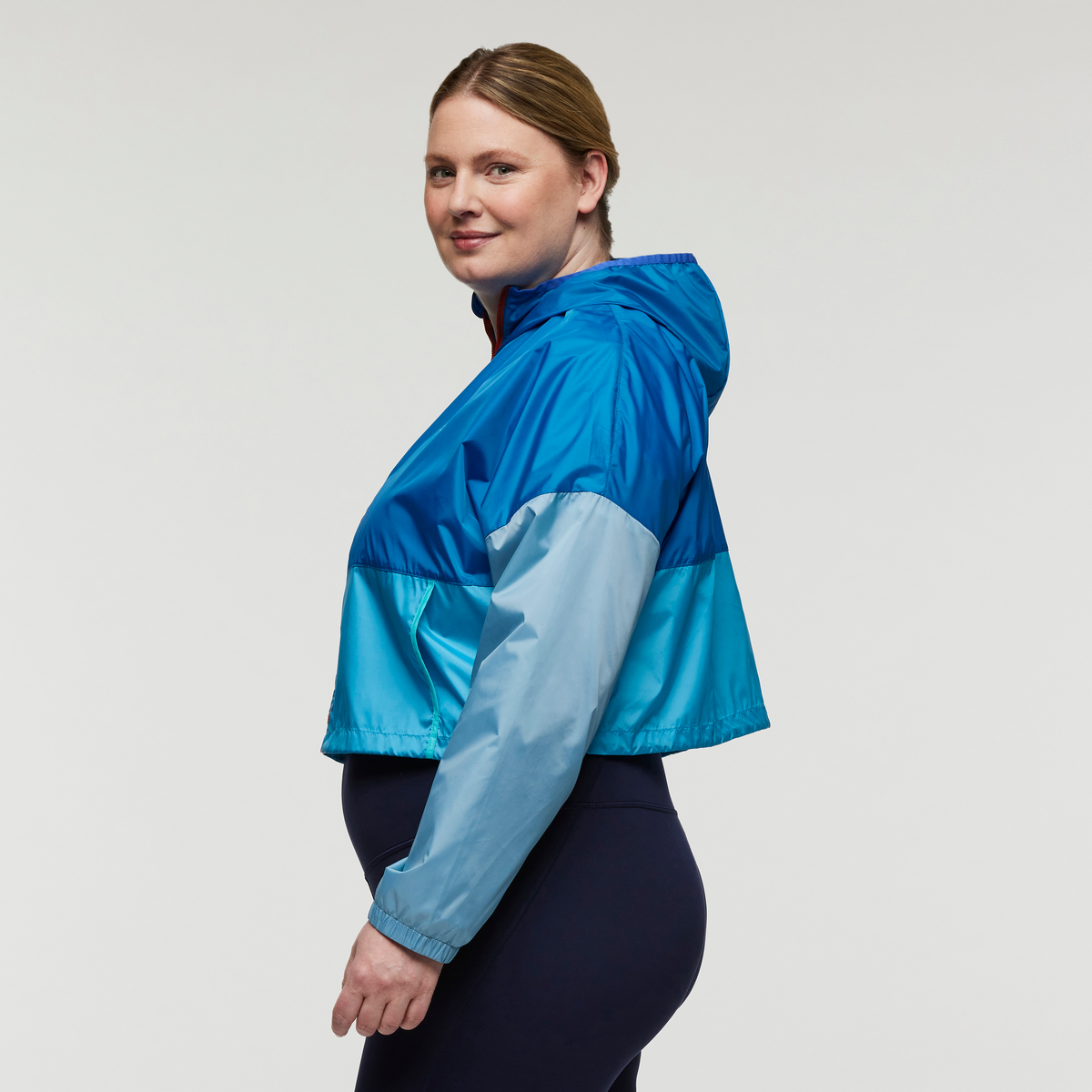 Teca Crop Jacket - Women's — image 13