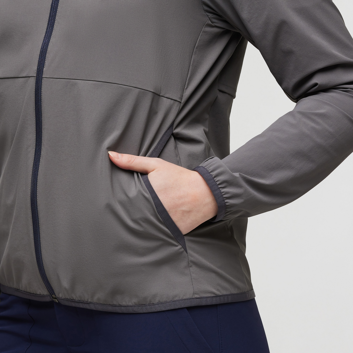 Vuelta Performance Windbreaker Jacket - Women's — image 15