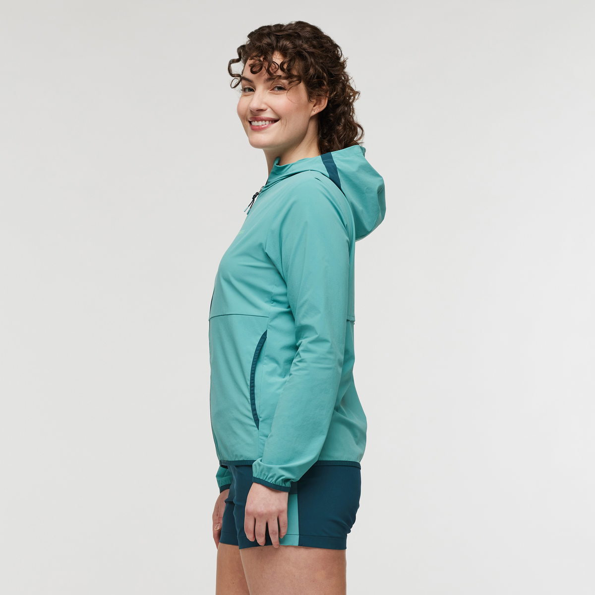 Vuelta Performance Windbreaker Jacket - Women's — image 20
