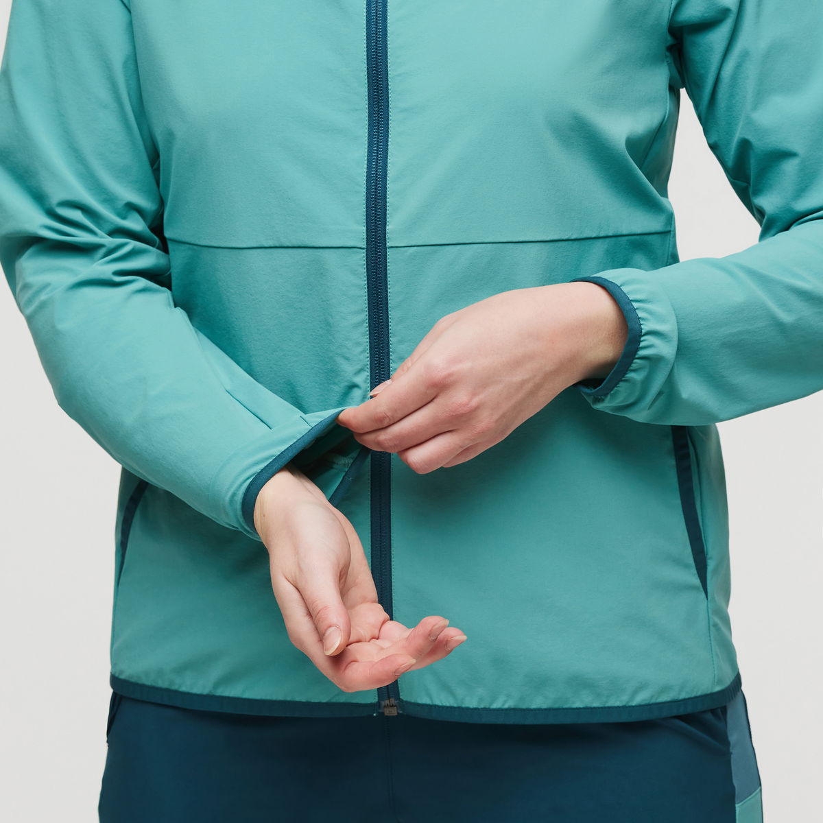 Vuelta Performance Windbreaker Jacket - Women's — image 23