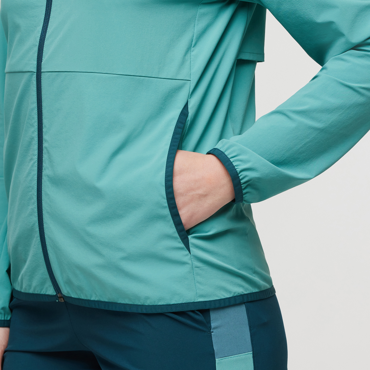 Vuelta Performance Windbreaker Jacket - Women's — image 24