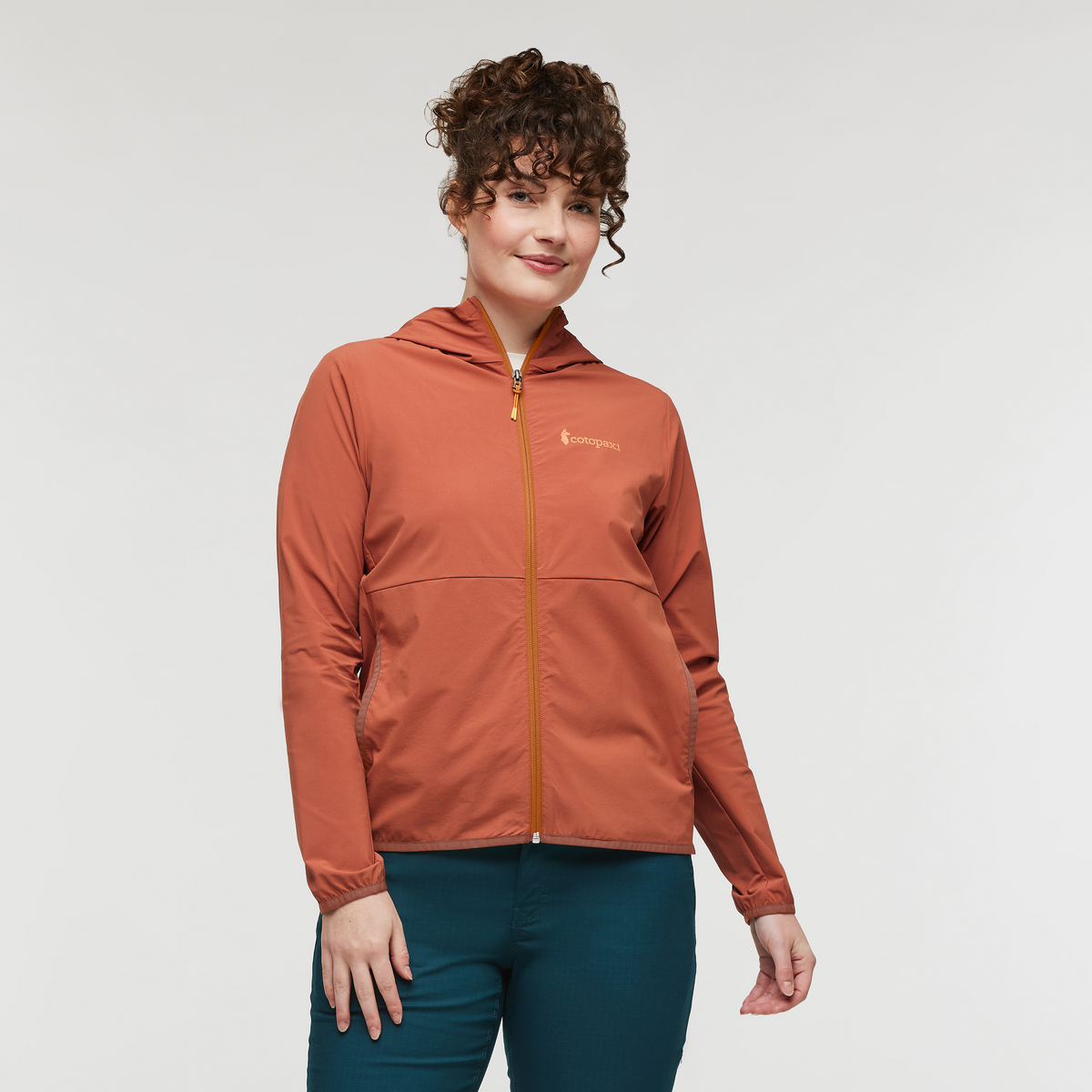 Vuelta Performance Windbreaker Jacket - Women's — image 1