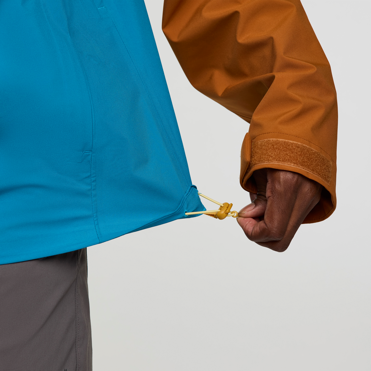 Impermeo 3L Hooded Shell Jacket - Men's — image 10