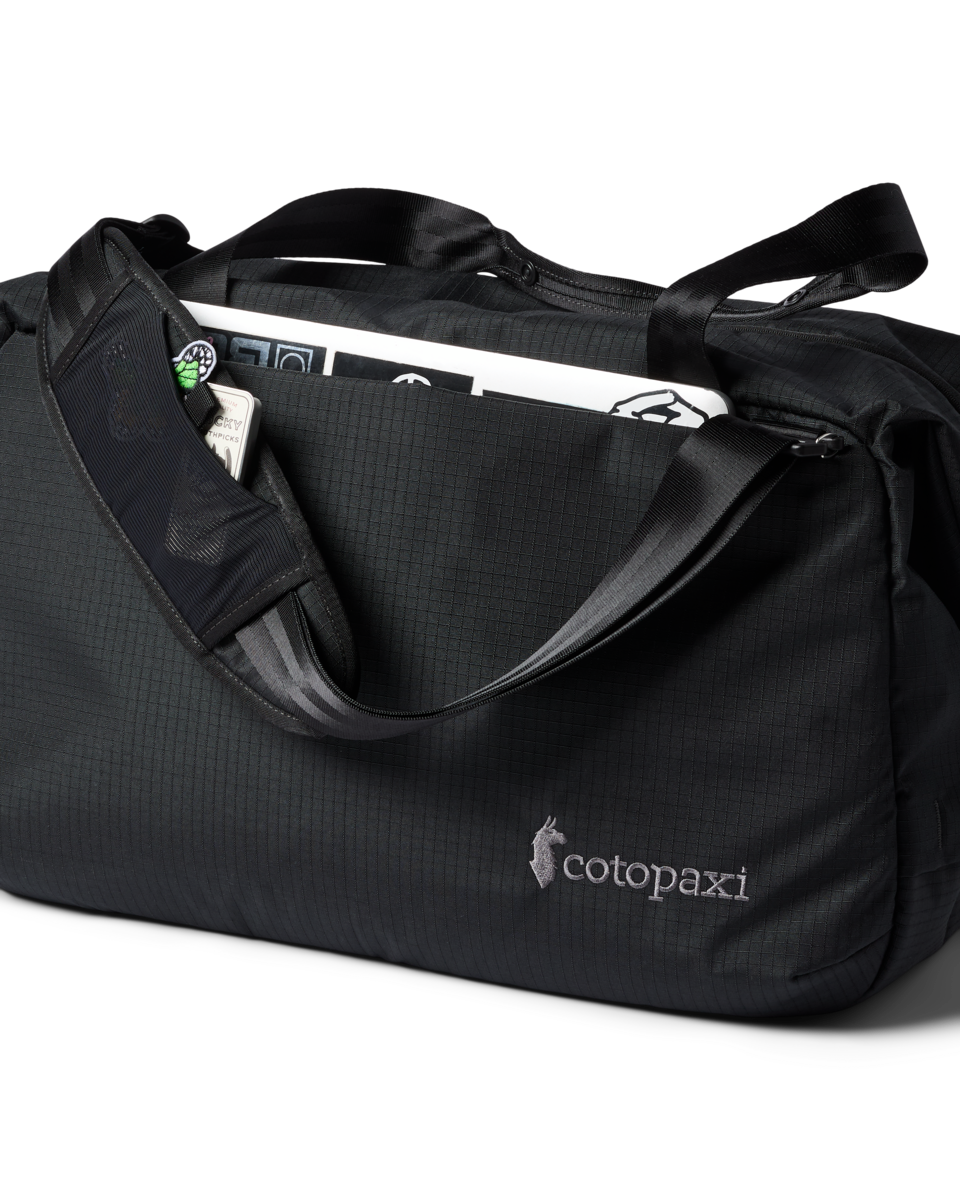 Viaje 35L Travel Duffel — image 13