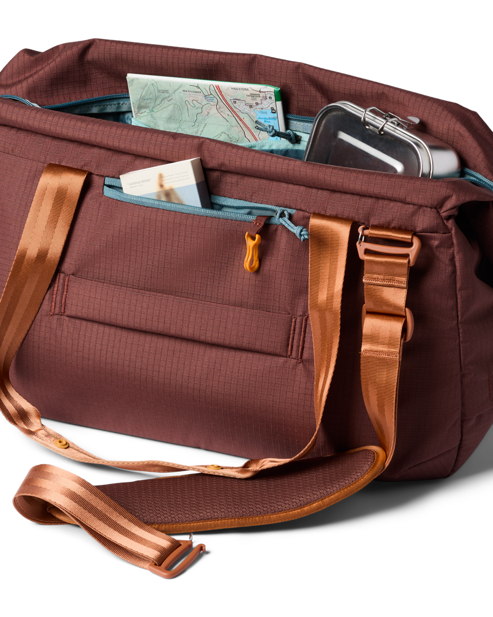 Viaje 35L Travel Duffel — image 19