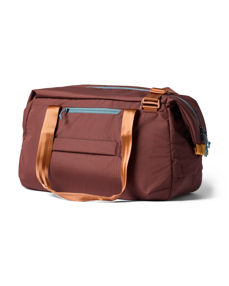 Viaje 35L Travel Duffel — image 17
