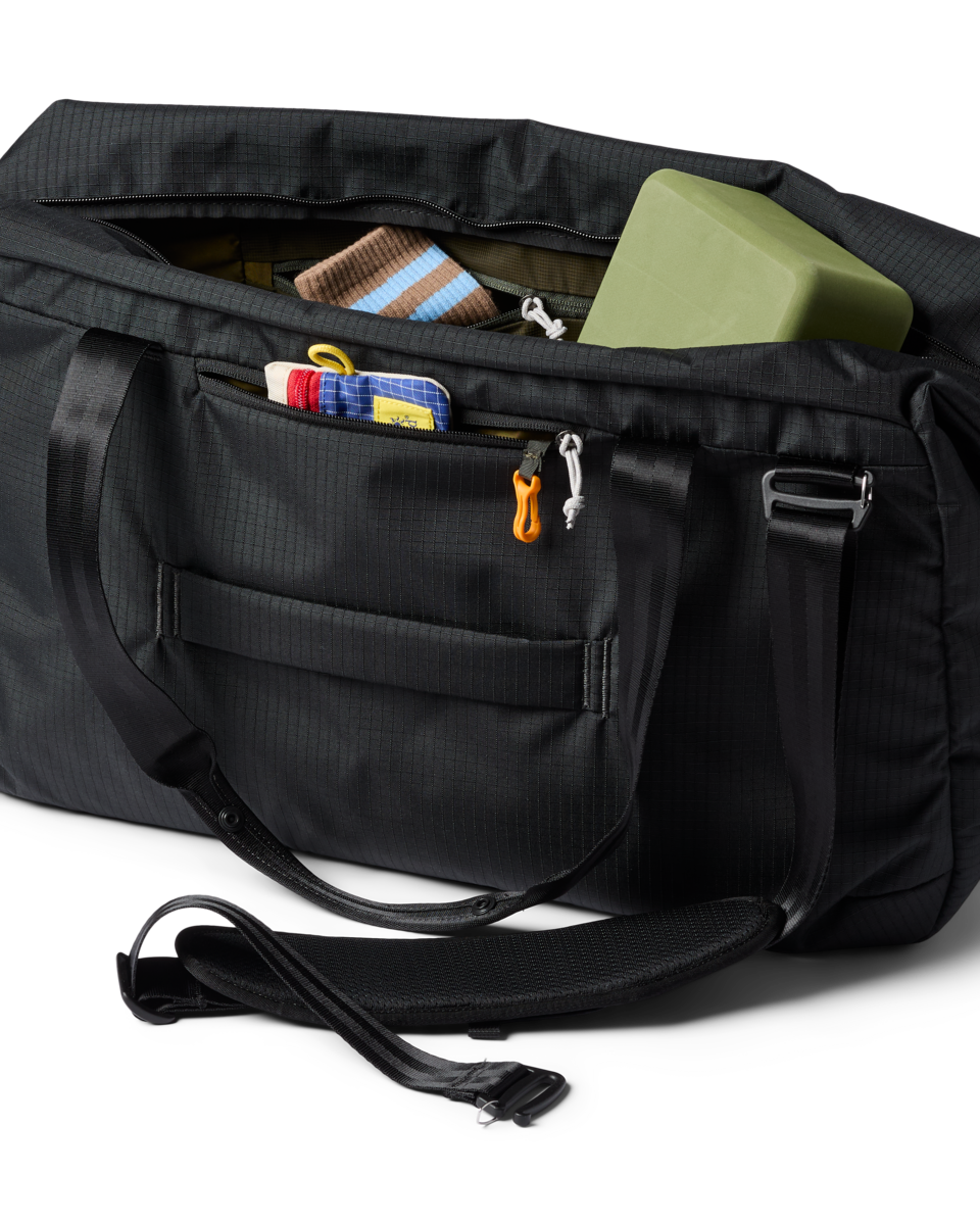 Viaje 45L Travel Duffel — image 16