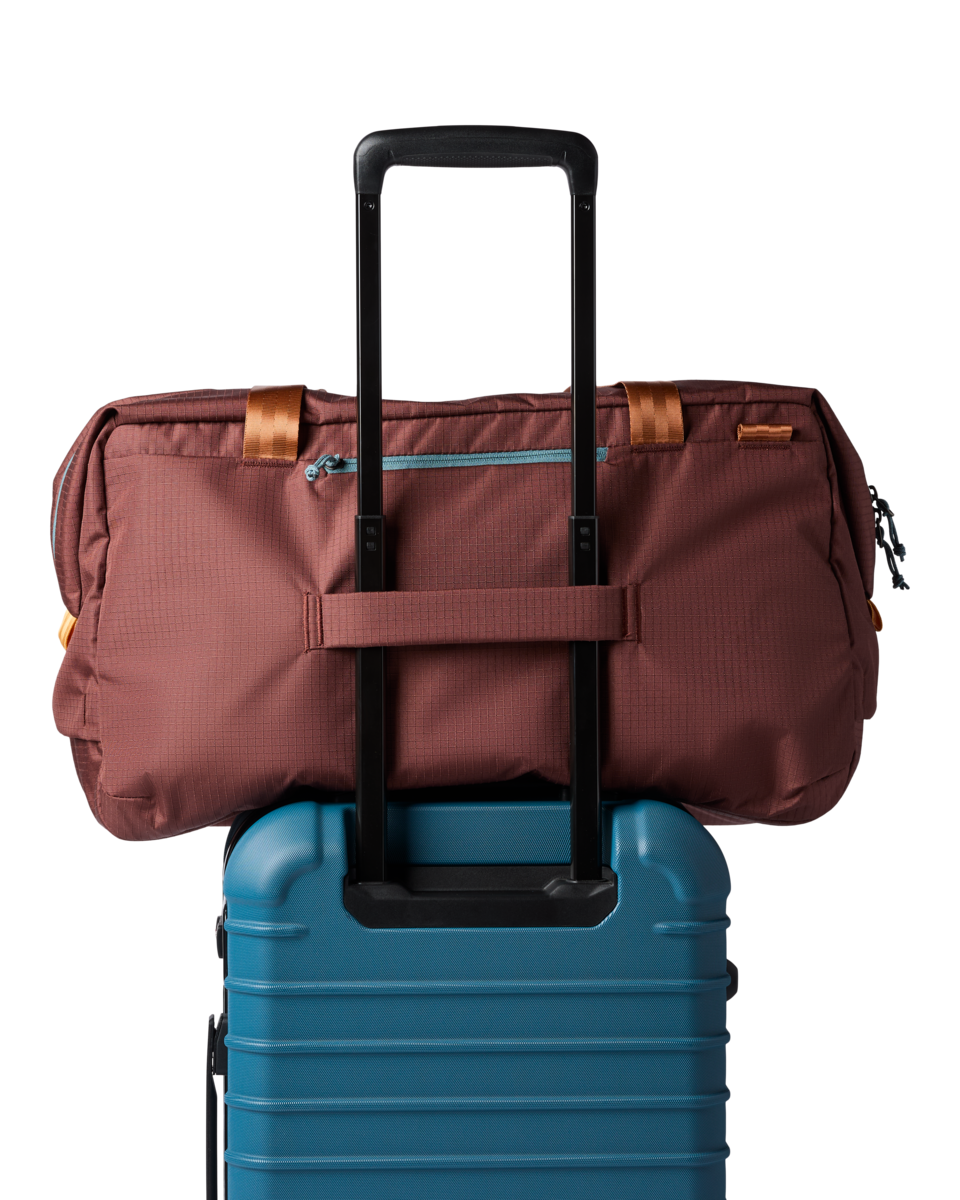 Viaje 45L Travel Duffel — image 22
