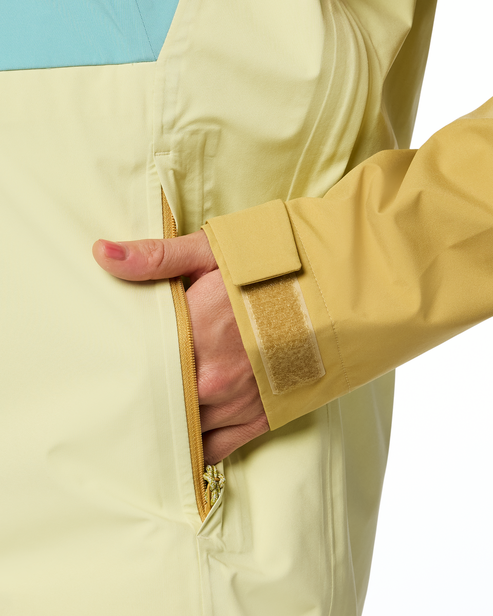Impermeo 3L Hooded Shell Jacket - Women's — image 5