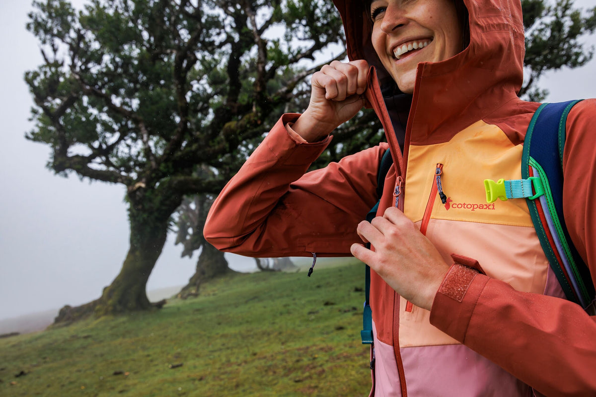 Impermeo 3L Hooded Shell Jacket - Women's — image 20