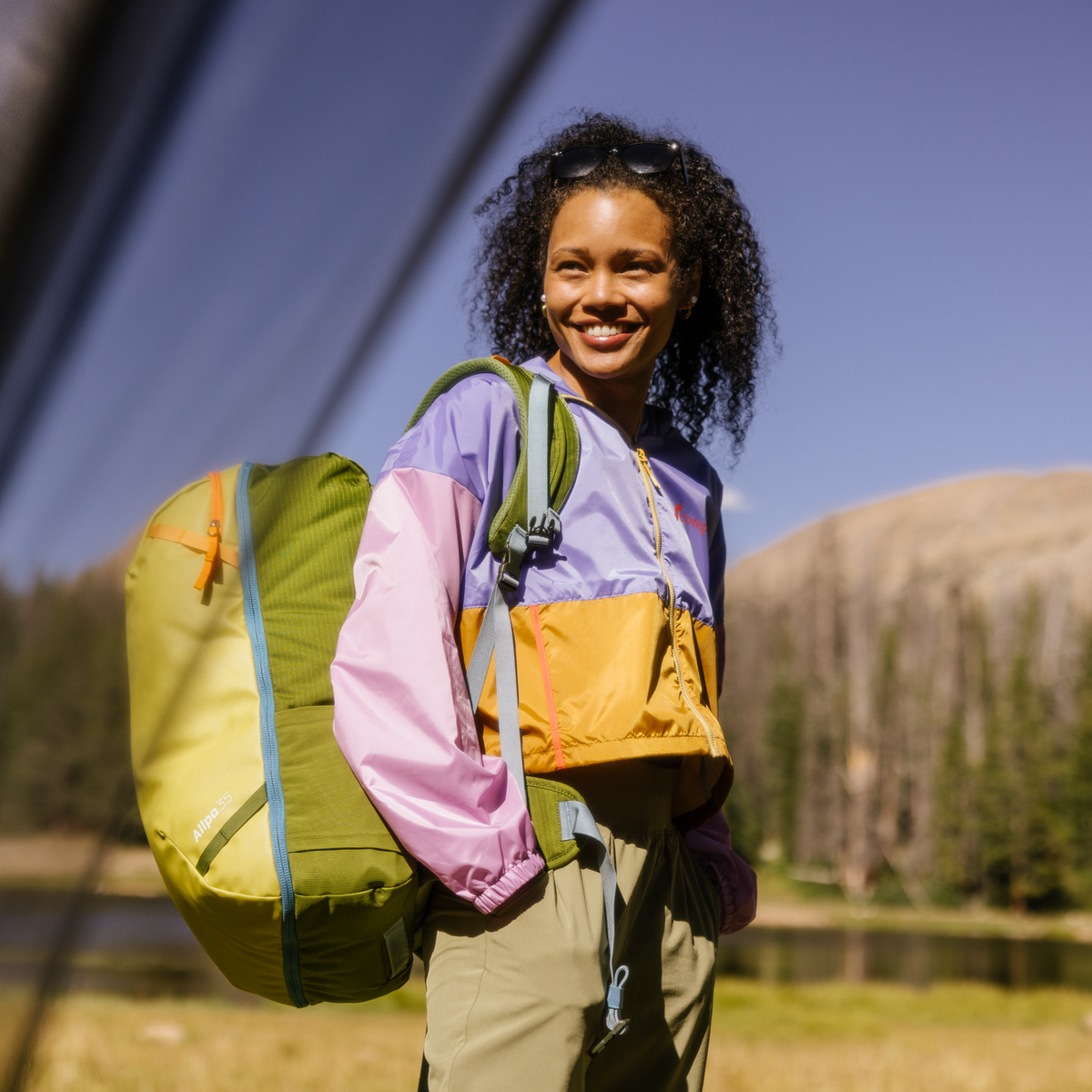 Teca Crop Jacket - Women's — image 18